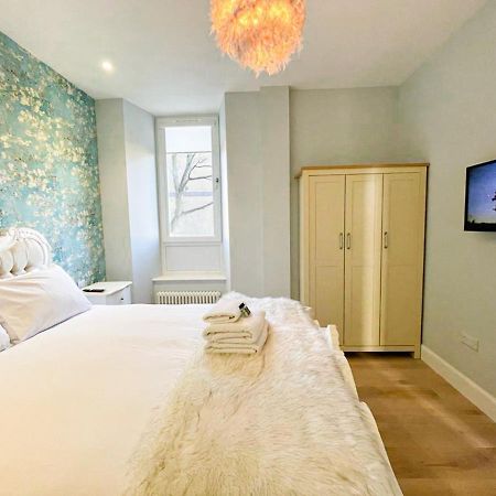 Beautiful 2Br, Private Entry In Vibrant Leith Lägenhet Edinburg Exteriör bild