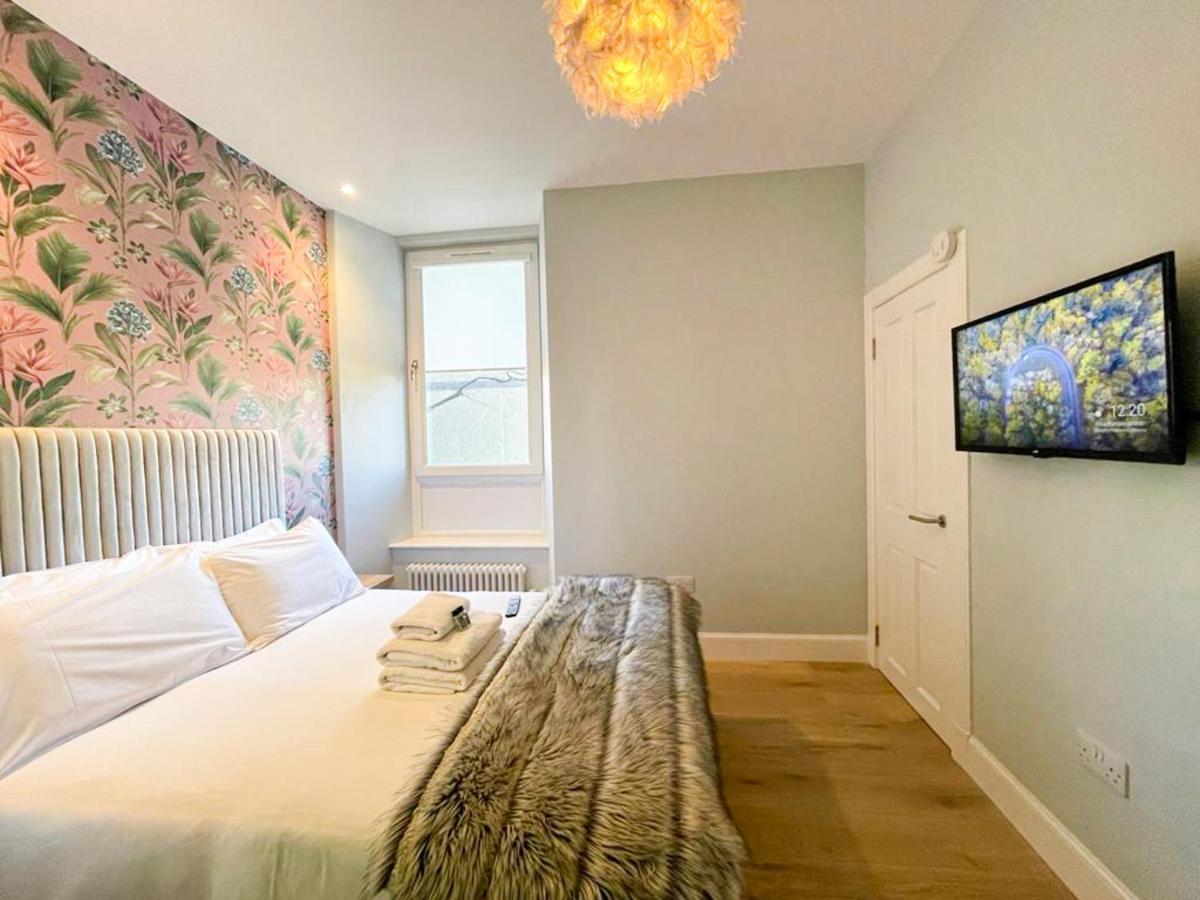 Beautiful 2Br, Private Entry In Vibrant Leith Lägenhet Edinburg Exteriör bild
