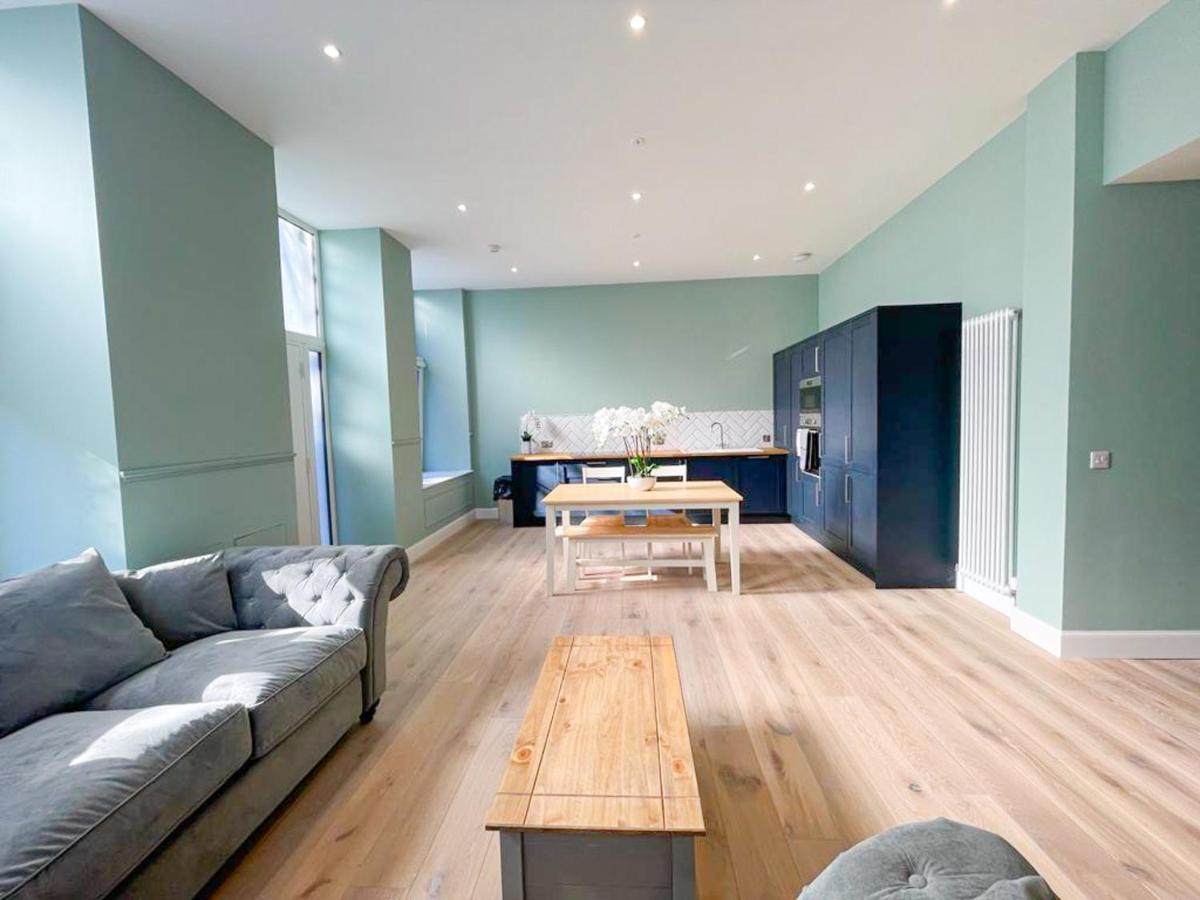 Beautiful 2Br, Private Entry In Vibrant Leith Lägenhet Edinburg Exteriör bild